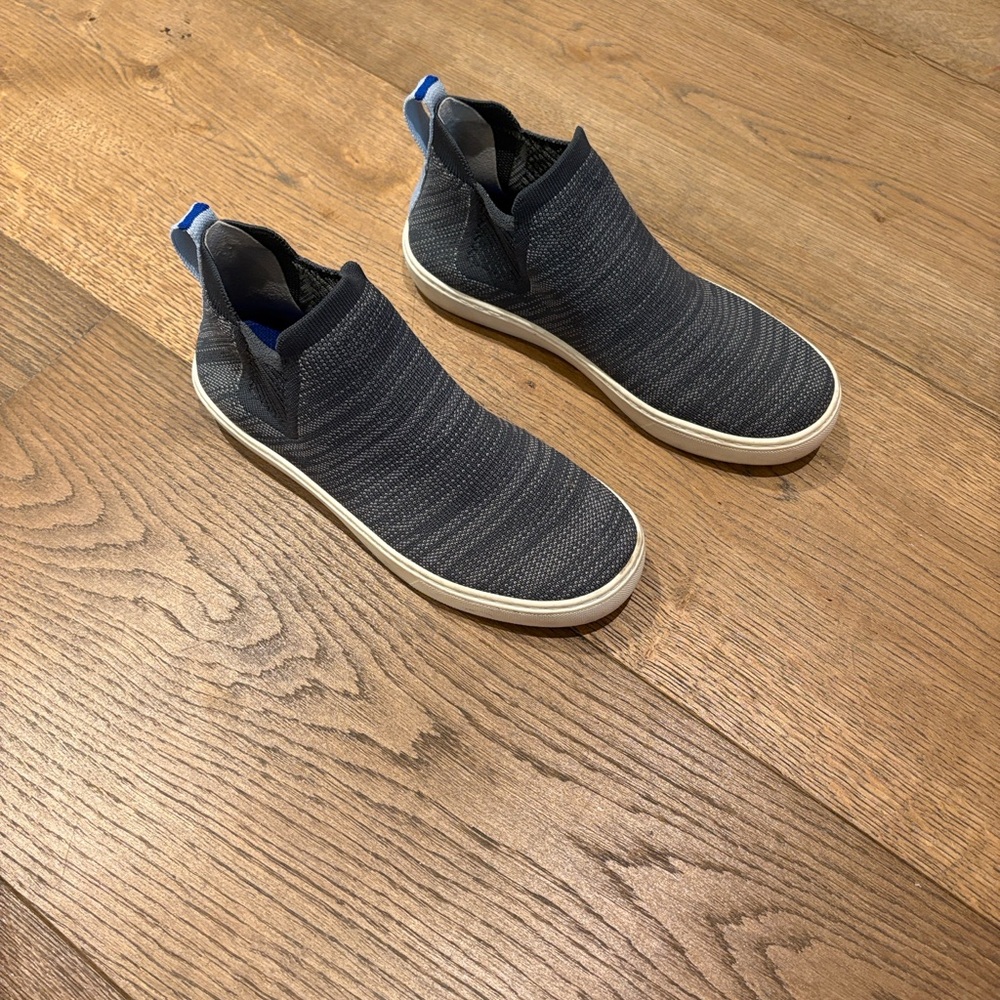 Rothy's Women's Black and Blue Slip-On Sneakers